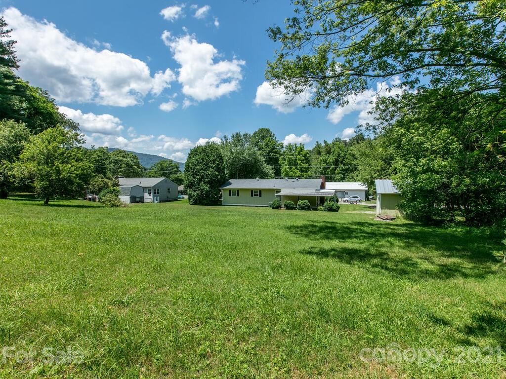 1190 Crymes Cove Road Waynesville, NC 28786 - Photo 8 of 35 Gallery Image 8