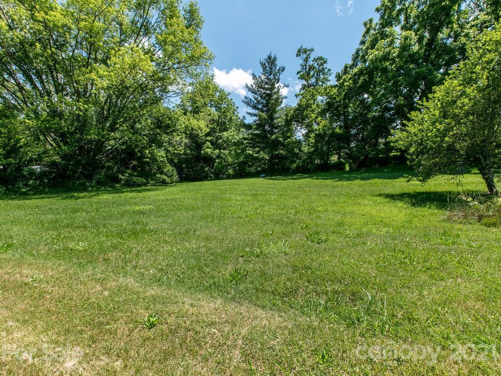 1190 Crymes Cove Road Waynesville, NC 28786 - Photo 9 of 35 Gallery Image 9