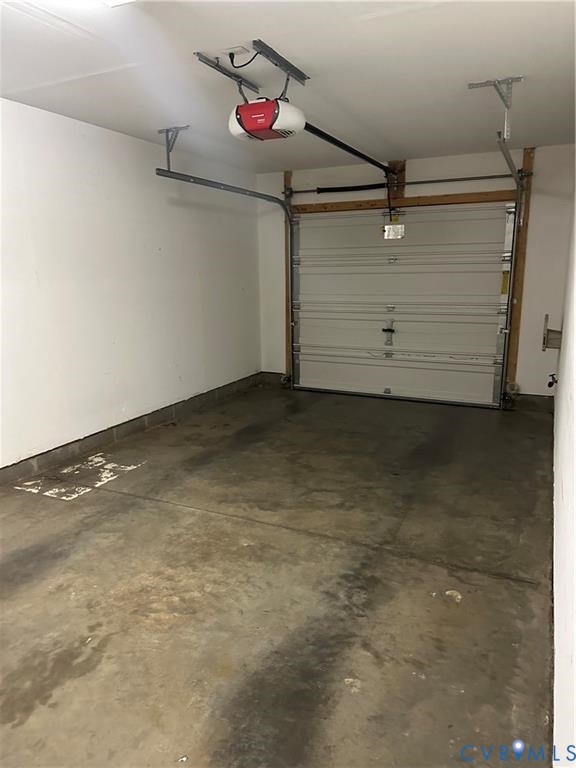 13342 Diamond Ridge Drive Midlothian, VA 23112 - Photo 4 of 19 a view of a garage