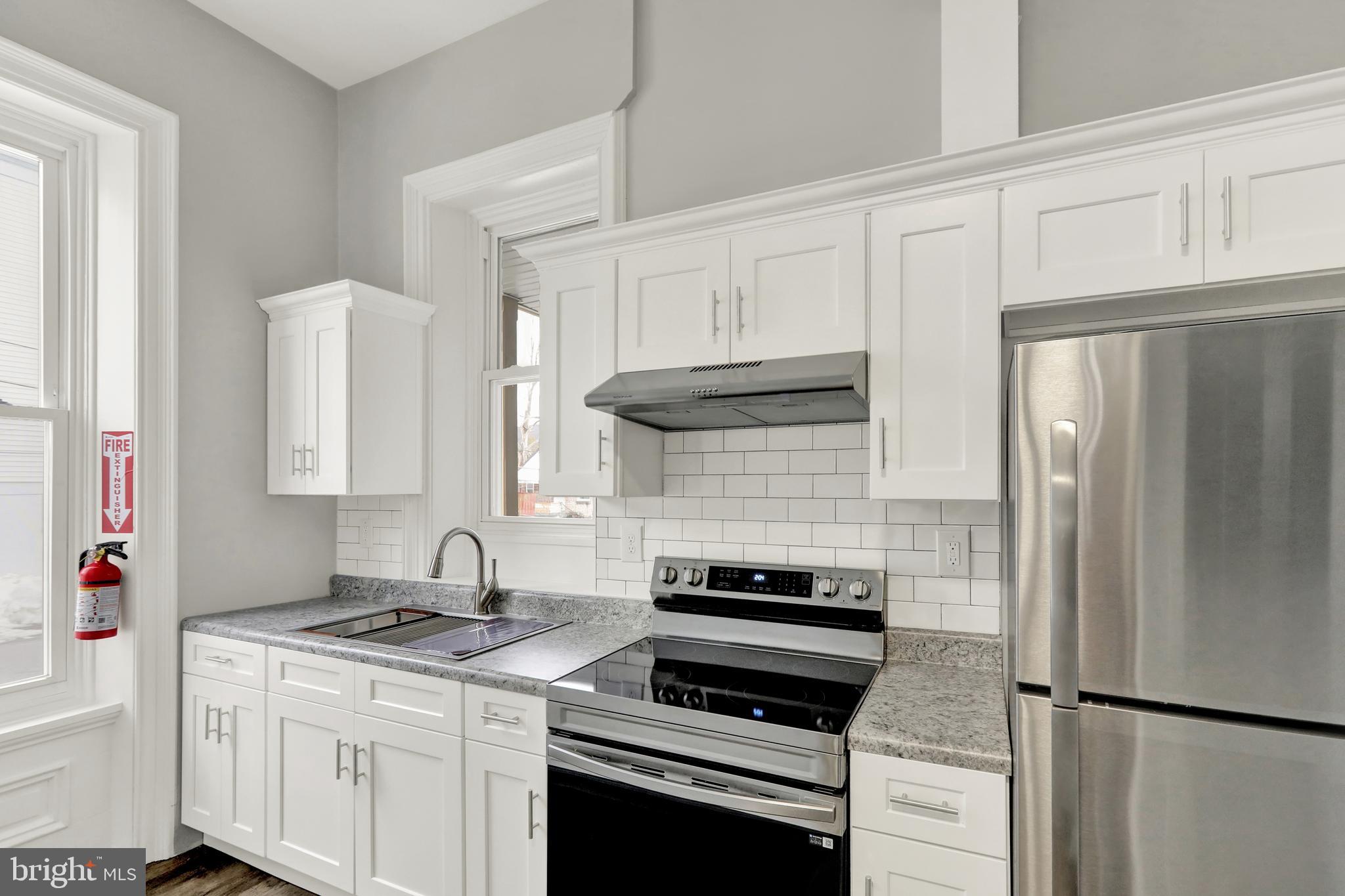 1156 Franklin Street, Unit 1 Reading, PA 19602 - Photo 4 of 8