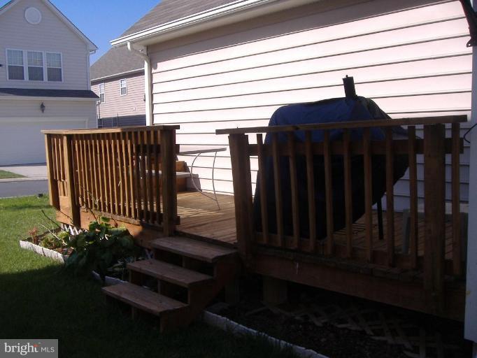 714 MacDill Road Middle River, MD 21220 - Photo 5 of 27 Deck