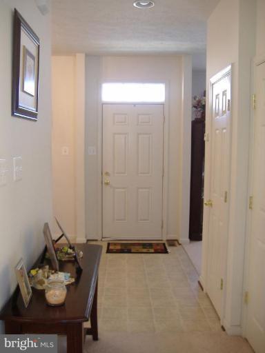 714 MacDill Road Middle River, MD 21220 - Photo 7 of 27 Entrance / Foyer