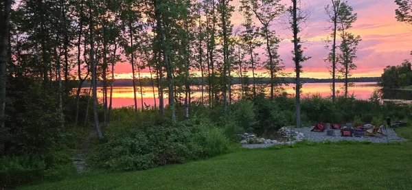 $625,000 | 8661 Fs 2721 Road Northeast, Deer River, MN 56636