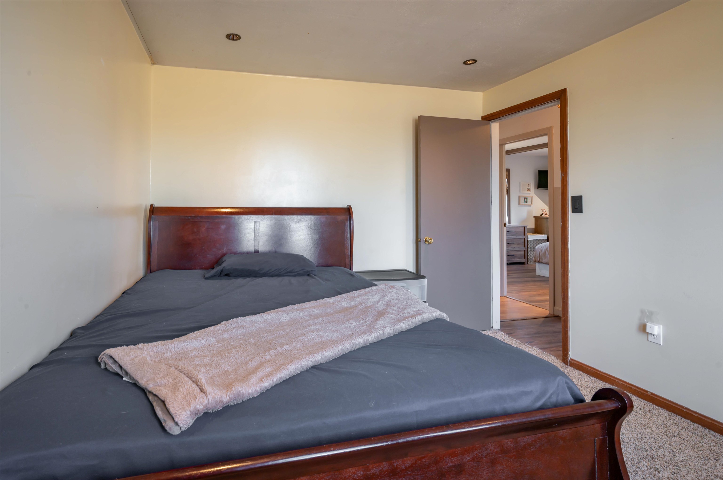 581 South Barnstead Road Barnstead, NH 03225 - Photo 26 of 42