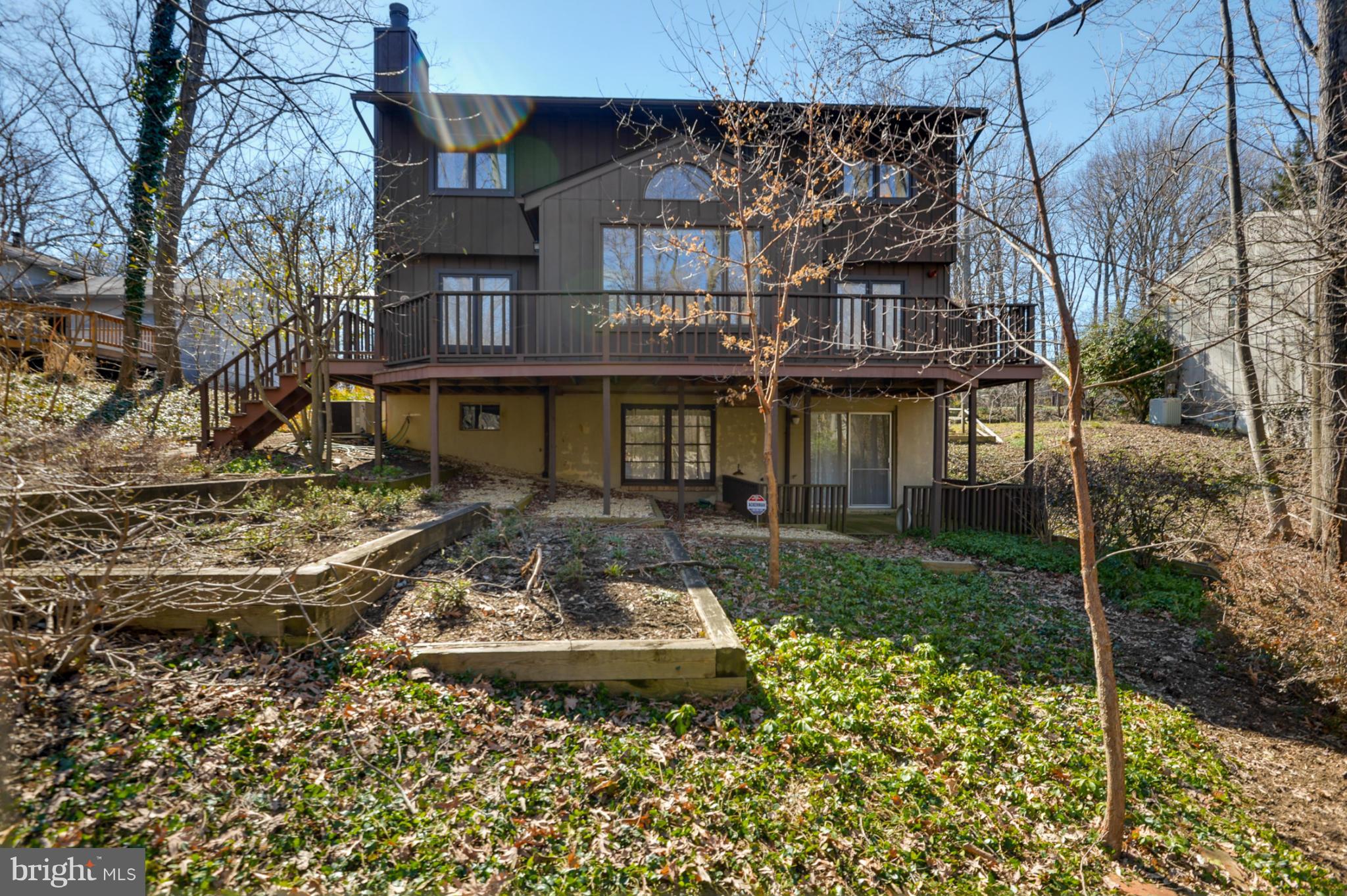 1020 Old Bay Ridge Road Annapolis, MD 21403 - Photo 17 of 23 Exterior (Rear)
