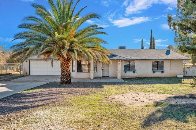 $295,000 | 15807 Sitting Bull Street, Victorville, CA 92395