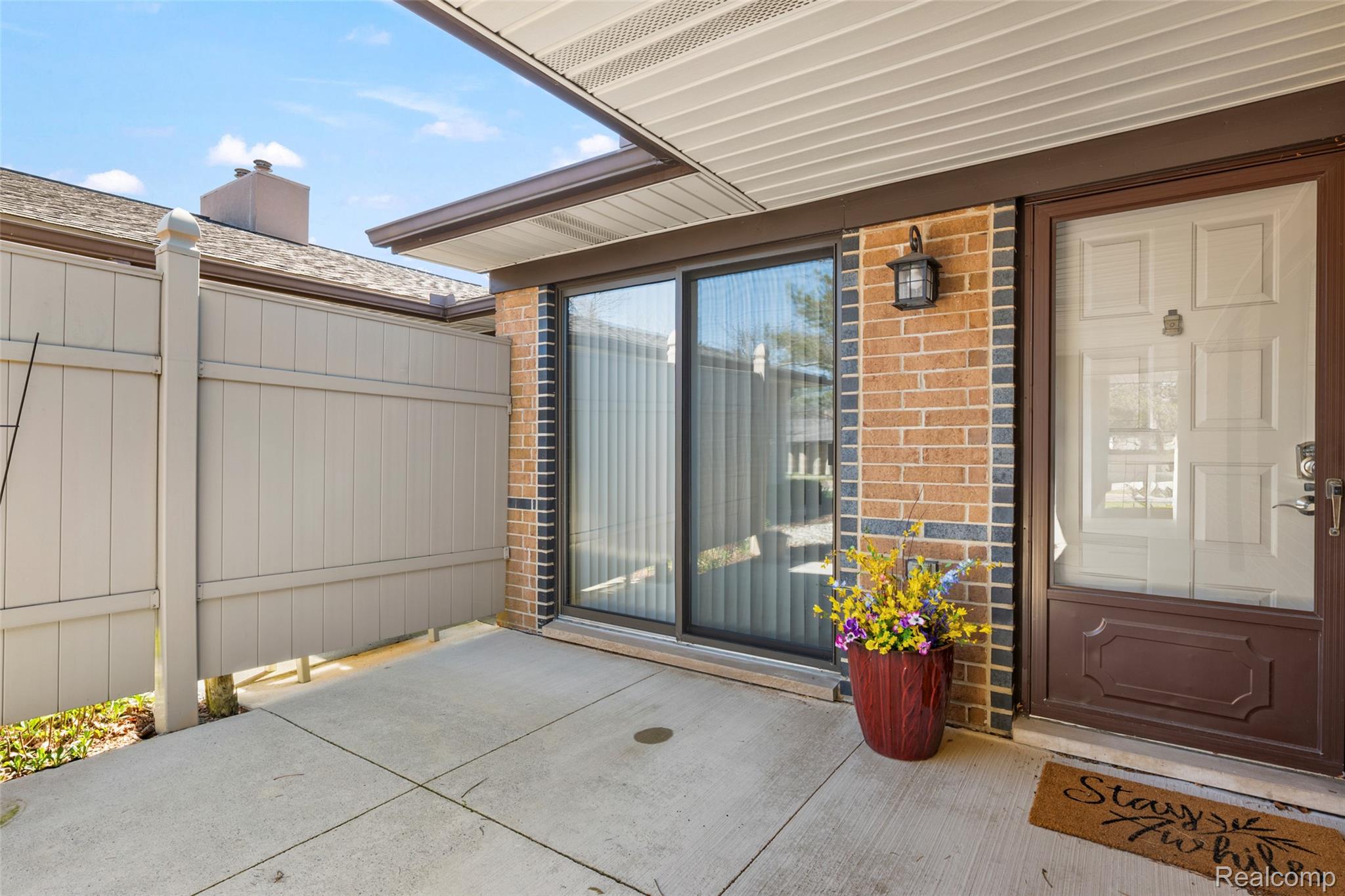 985 Wexford Way, Unit 34 Rochester, MI 48307 - Photo 5 of 31 985 Wexford Way_05.jpg