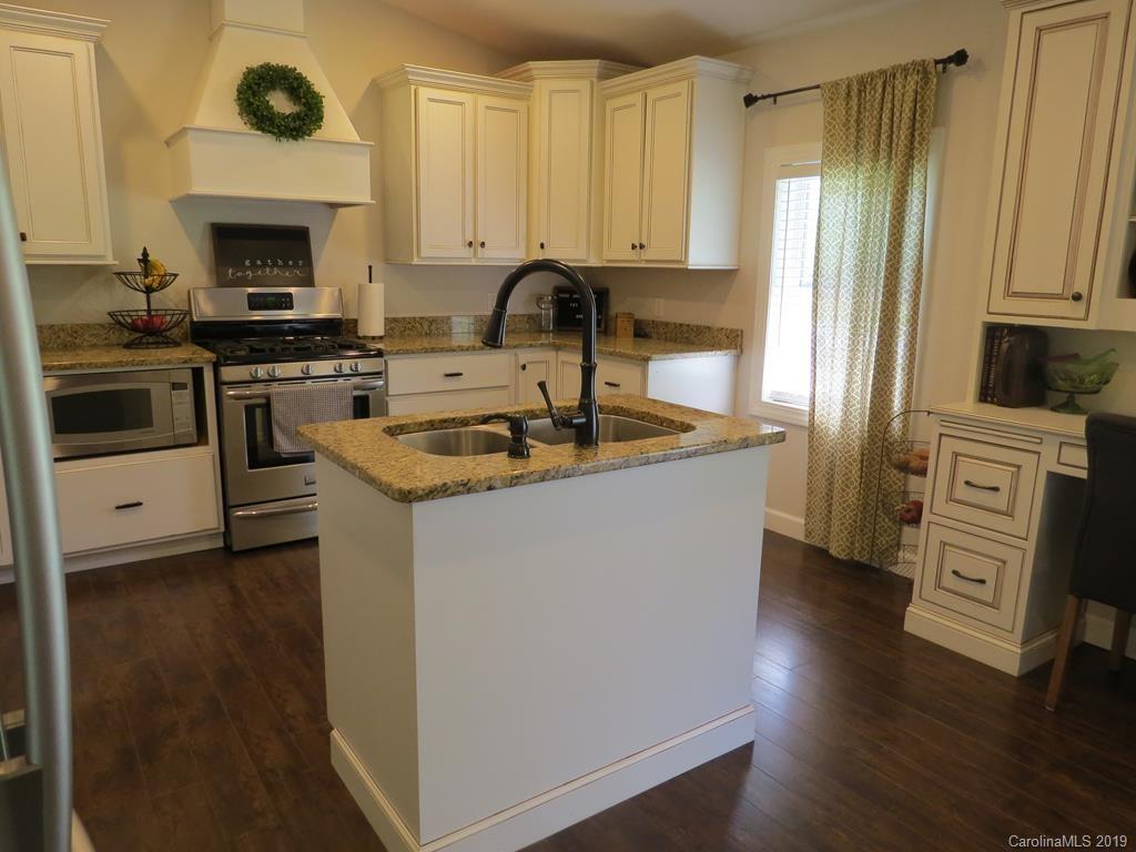 413 Short Branch Road Green Mountain, NC 28740 - Photo 26 of 33 Gallery Image 26