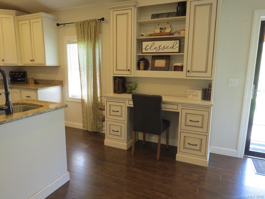 413 Short Branch Road Green Mountain, NC 28740 - Photo 27 of 33 Gallery Image 27