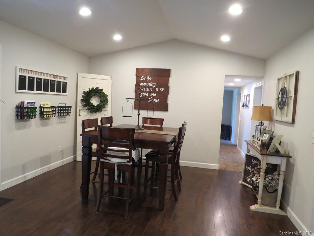 413 Short Branch Road Green Mountain, NC 28740 - Photo 7 of 33 Gallery Image 7