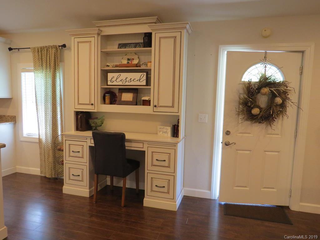 413 Short Branch Road Green Mountain, NC 28740 - Photo 8 of 33 Gallery Image 8