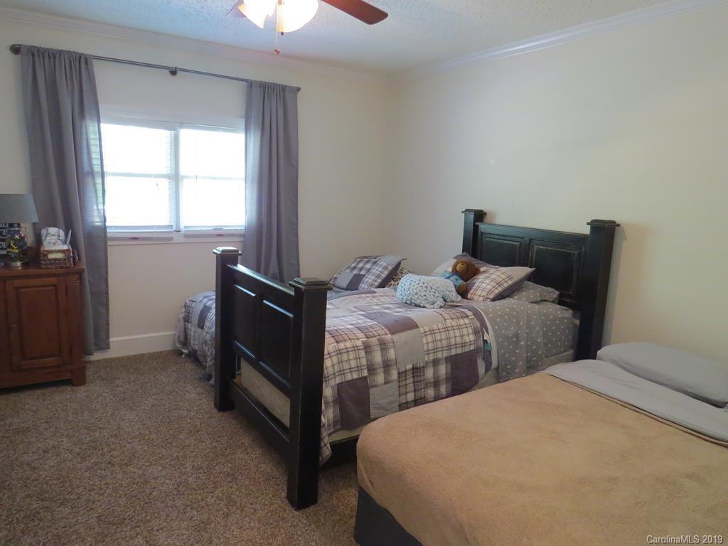 413 Short Branch Road Green Mountain, NC 28740 - Photo 10 of 33 Gallery Image 10