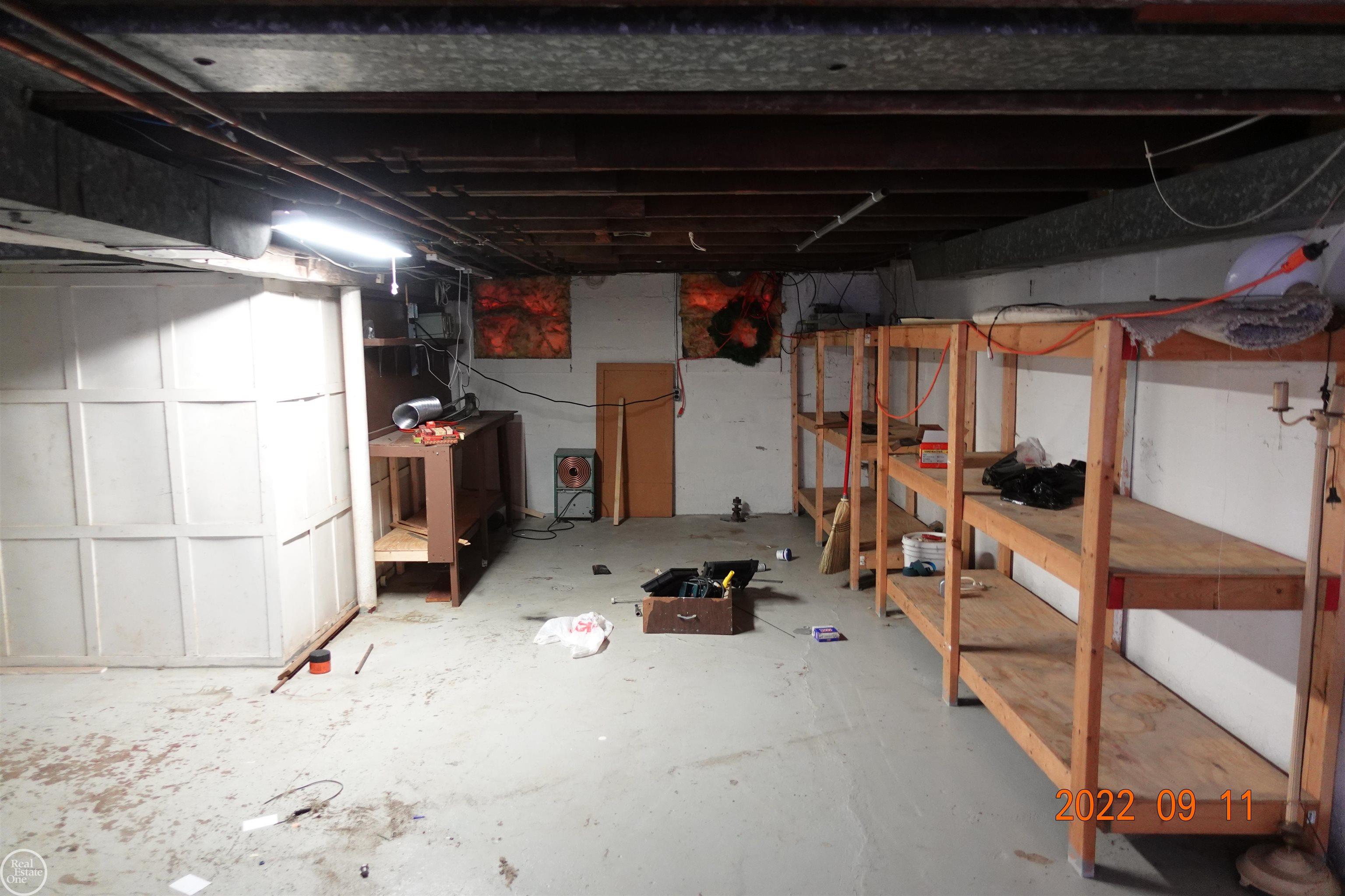 21603 Twelve Mile Road St. Clair Shores, MI 48081 - Photo 15 of 41