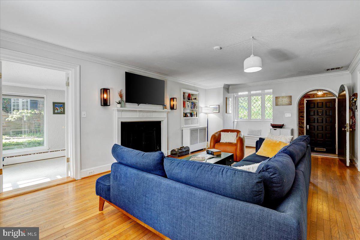 311 Wendover Road Baltimore, MD 21212 - Photo 9 of 46