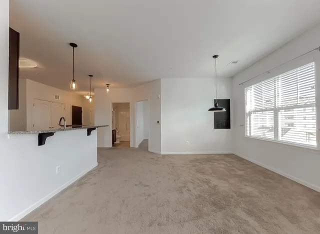 $2,000 | 23540 FDR Boulevard, Unit 303, California, MD 20619