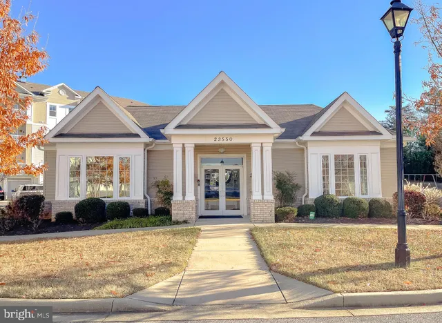 $2,000 | 23540 FDR Boulevard, Unit 303, California, MD 20619