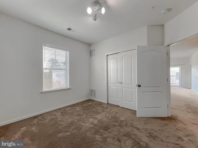 $2,000 | 23540 FDR Boulevard, Unit 303, California, MD 20619