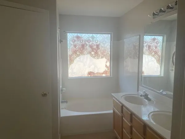 $2,195 | 2894 East Pony Court, Gilbert, AZ 85295