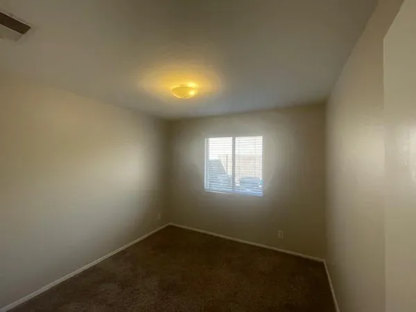 $2,095 | 2894 East Pony Court, Gilbert, AZ 85295
