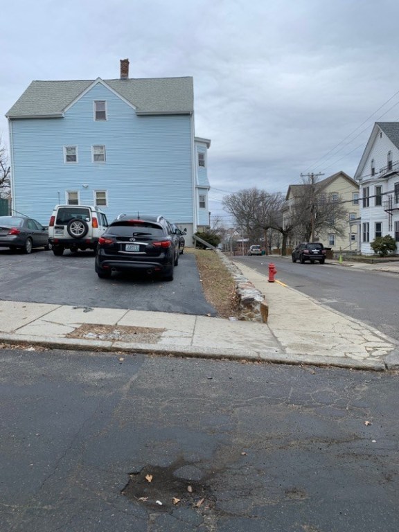 117 East Street Woonsocket, RI 02895 - Photo 4 of 35 Gallery Image 4