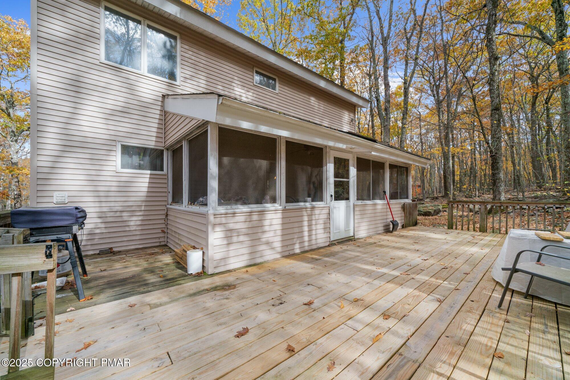 109 Bluestone Drive Hawley, PA 18428 - Photo 19 of 27 IMG_1644