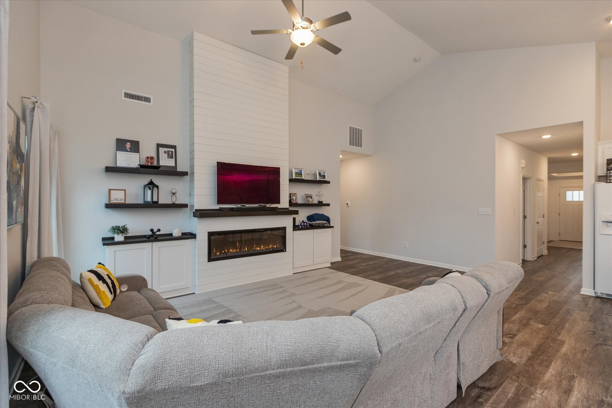 8118 Ambrosia Lane Pendleton, IN 46064 - Photo 4 of 22