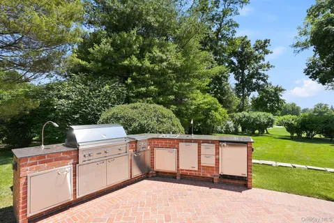 $3,695,000 | 455 Polly Park Road, Rye, NY 10580
