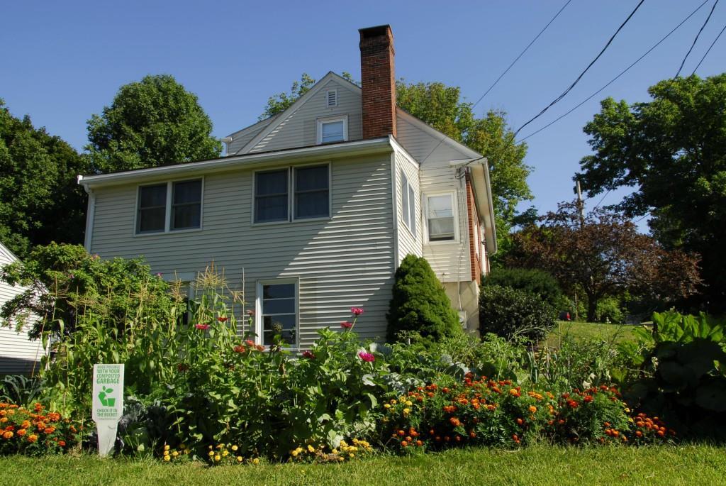 33 Pond Road South Portland, ME 04106 - Photo 2 of 16 Photo