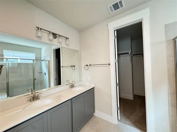 $2,900 | 805 Meadowcrest Drive, Plano, TX 75075