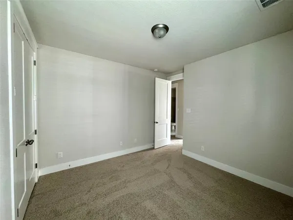 $2,900 | 805 Meadowcrest Drive, Plano, TX 75075