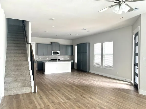 $2,900 | 805 Meadowcrest Drive, Plano, TX 75075