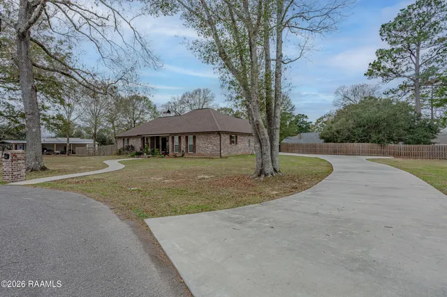 $430,000 | 204 Stanislaus Street, Eunice, LA 70535