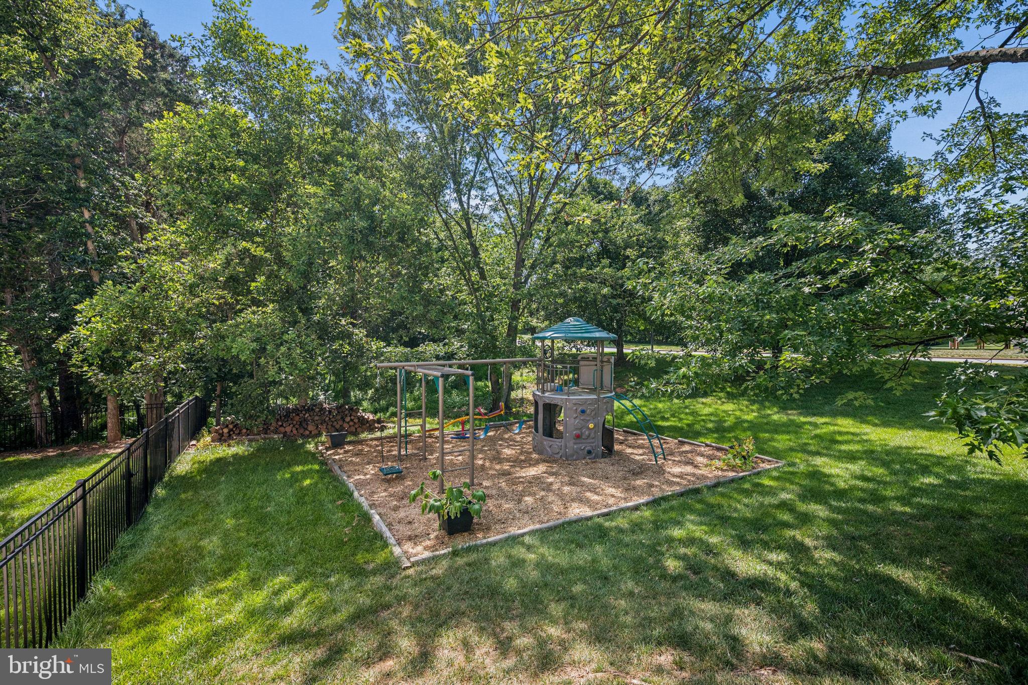 16910 Hillard Street Poolesville, MD 20837 - Photo 67 of 85