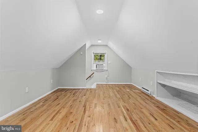 $319,900 | 4950 West End Avenue, Shady Side, MD 20764