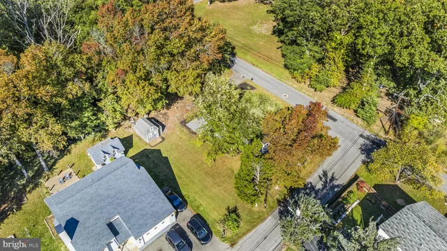 $319,900 | 4950 West End Avenue, Shady Side, MD 20764