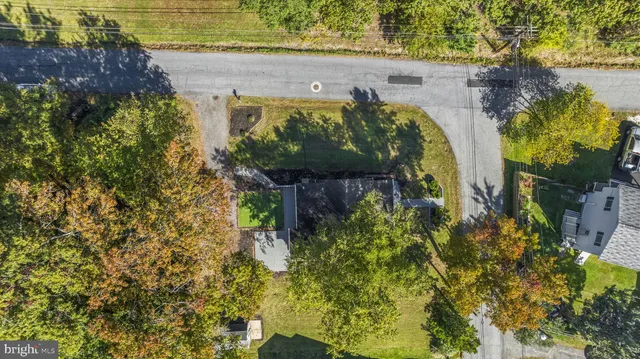 $319,900 | 4950 West End Avenue, Shady Side, MD 20764