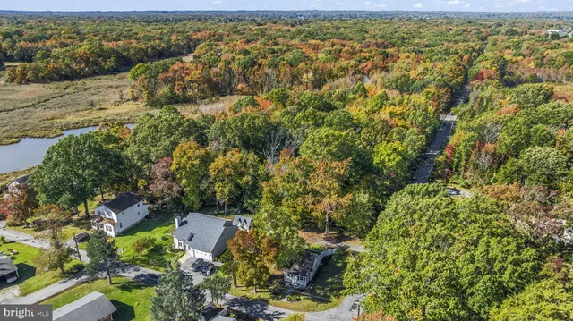 $319,900 | 4950 West End Avenue, Shady Side, MD 20764