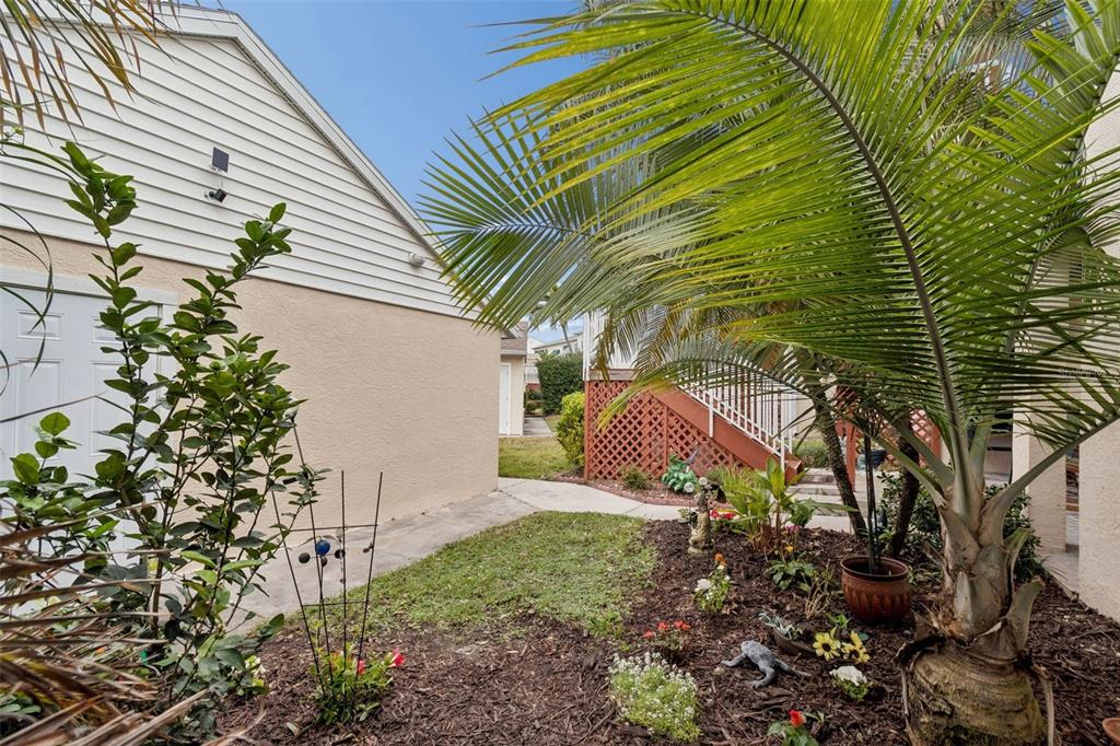 6499 99th Way North, Unit 18B St. Petersburg, FL 33708 - Photo 3 of 98