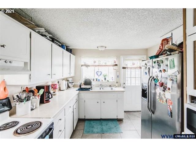 775 Crowfoot Road Lebanon, OR 97355 - Photo 2 of 32 Gallery Image 2