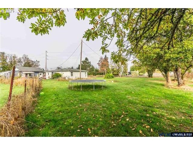 775 Crowfoot Road Lebanon, OR 97355 - Photo 22 of 32 Gallery Image 22
