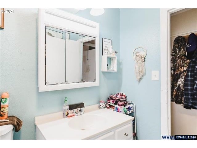 775 Crowfoot Road Lebanon, OR 97355 - Photo 28 of 32 Gallery Image 28