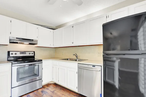 $240,000 | 5627 Southeast Windsong Lane, Unit 514, Stuart, FL 34997