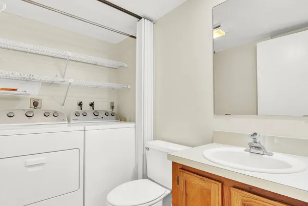 $240,000 | 5627 Southeast Windsong Lane, Unit 514, Stuart, FL 34997
