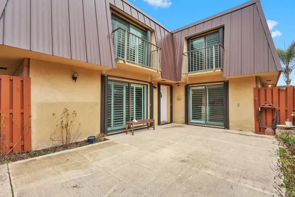$240,000 | 5627 Southeast Windsong Lane, Unit 514, Stuart, FL 34997