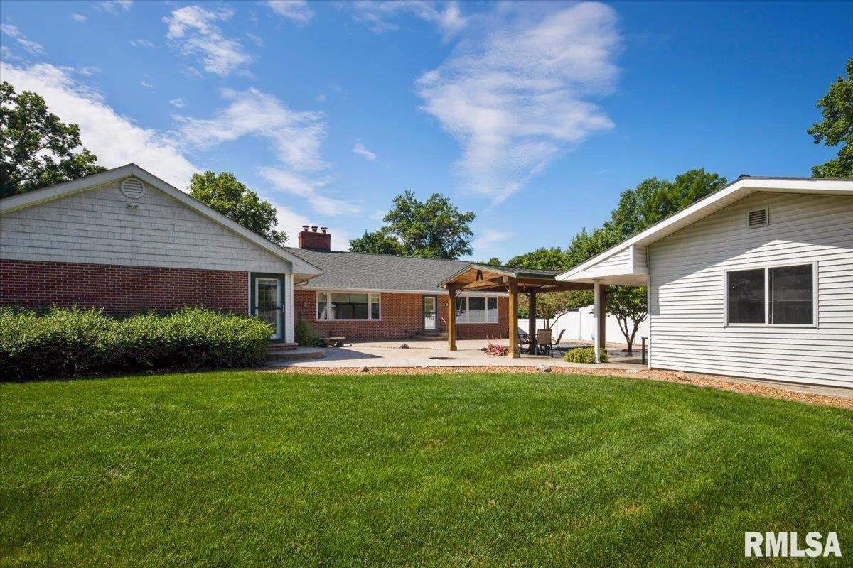 2159 Cherry Road Springfield, IL 62704 - Photo 8 of 42