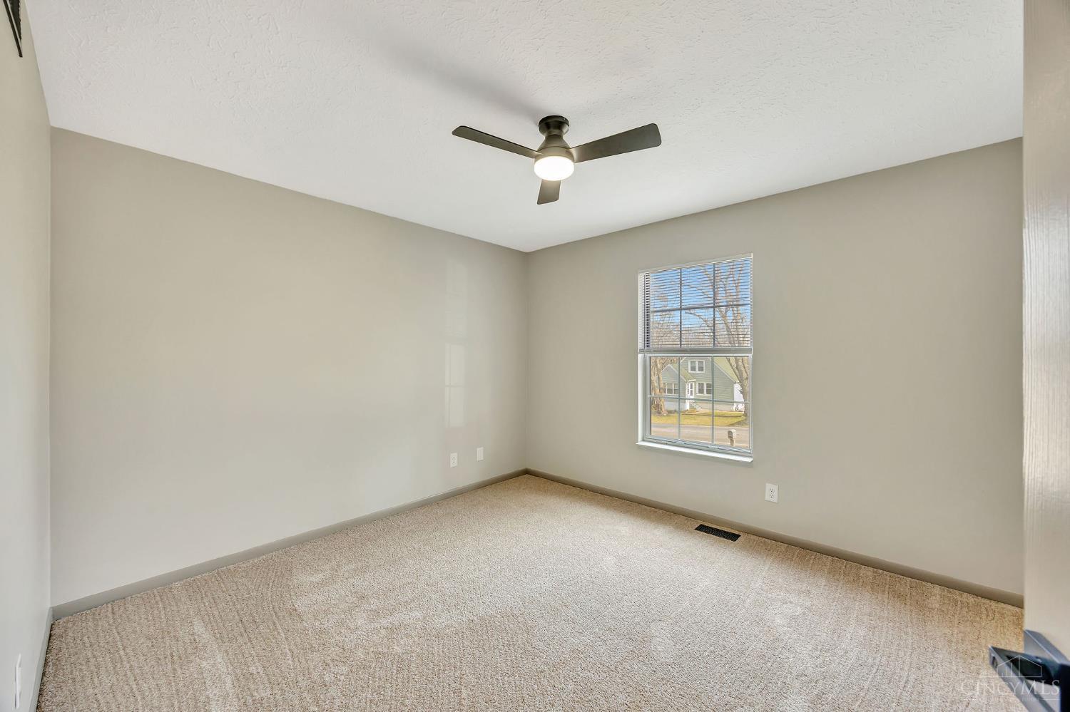 10493 West Mill Road Cincinnati, OH 45240 - Photo 22 of 65
