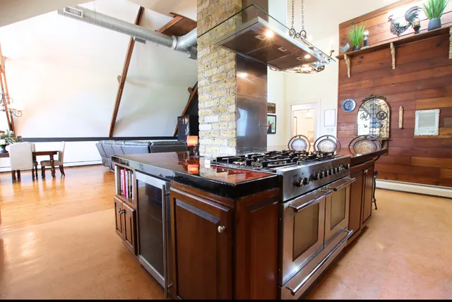 $899,900 | 42W534 Empire Road, St. Charles, IL 60175