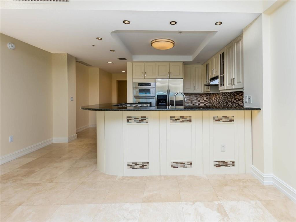 821 North Riverside Drive, Unit 701 Pompano Beach, FL 33062 - Photo 10 of 65 Photo 10