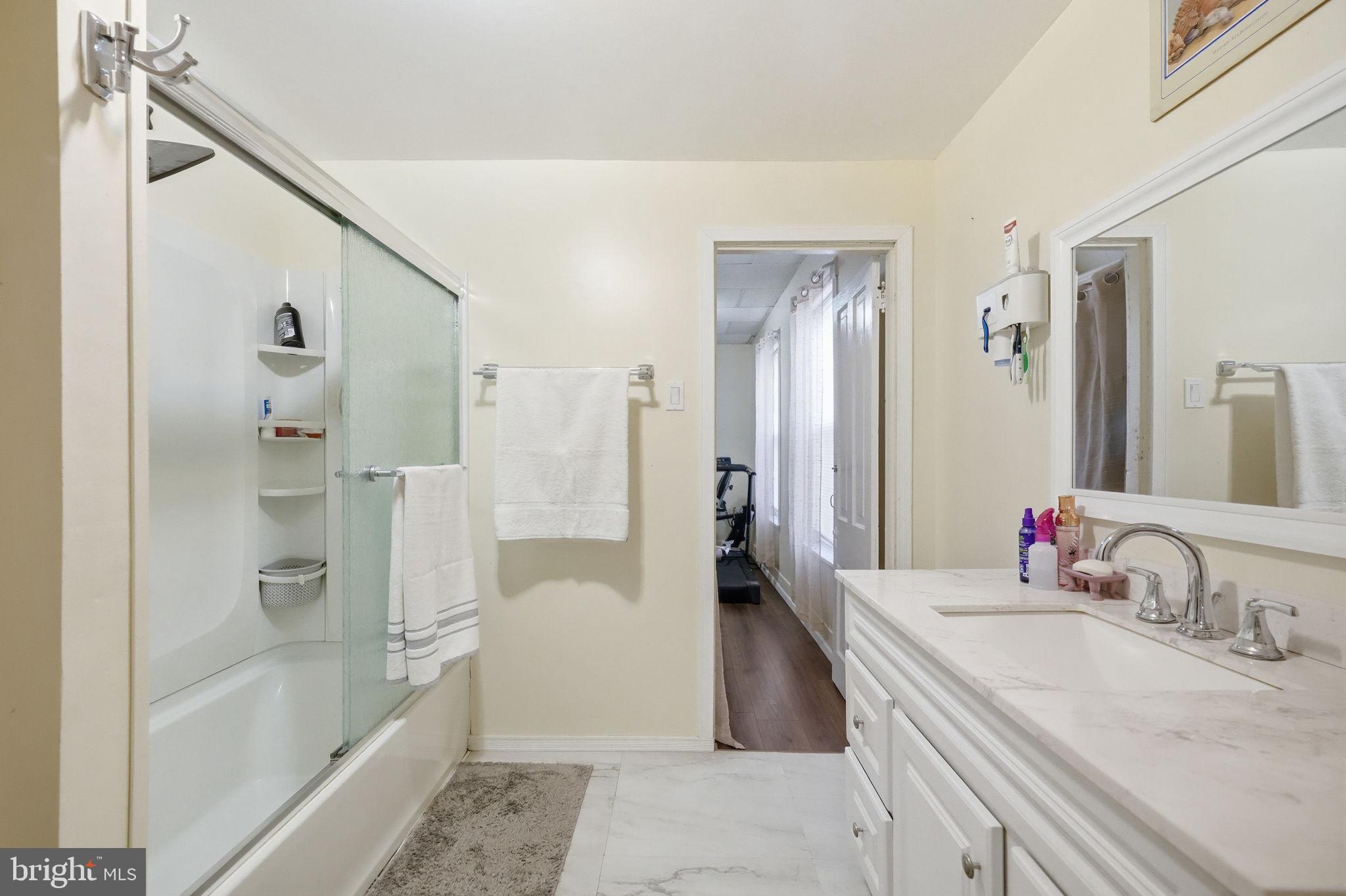 325 Pear Street Reading, PA 19601 - Photo 27 of 40