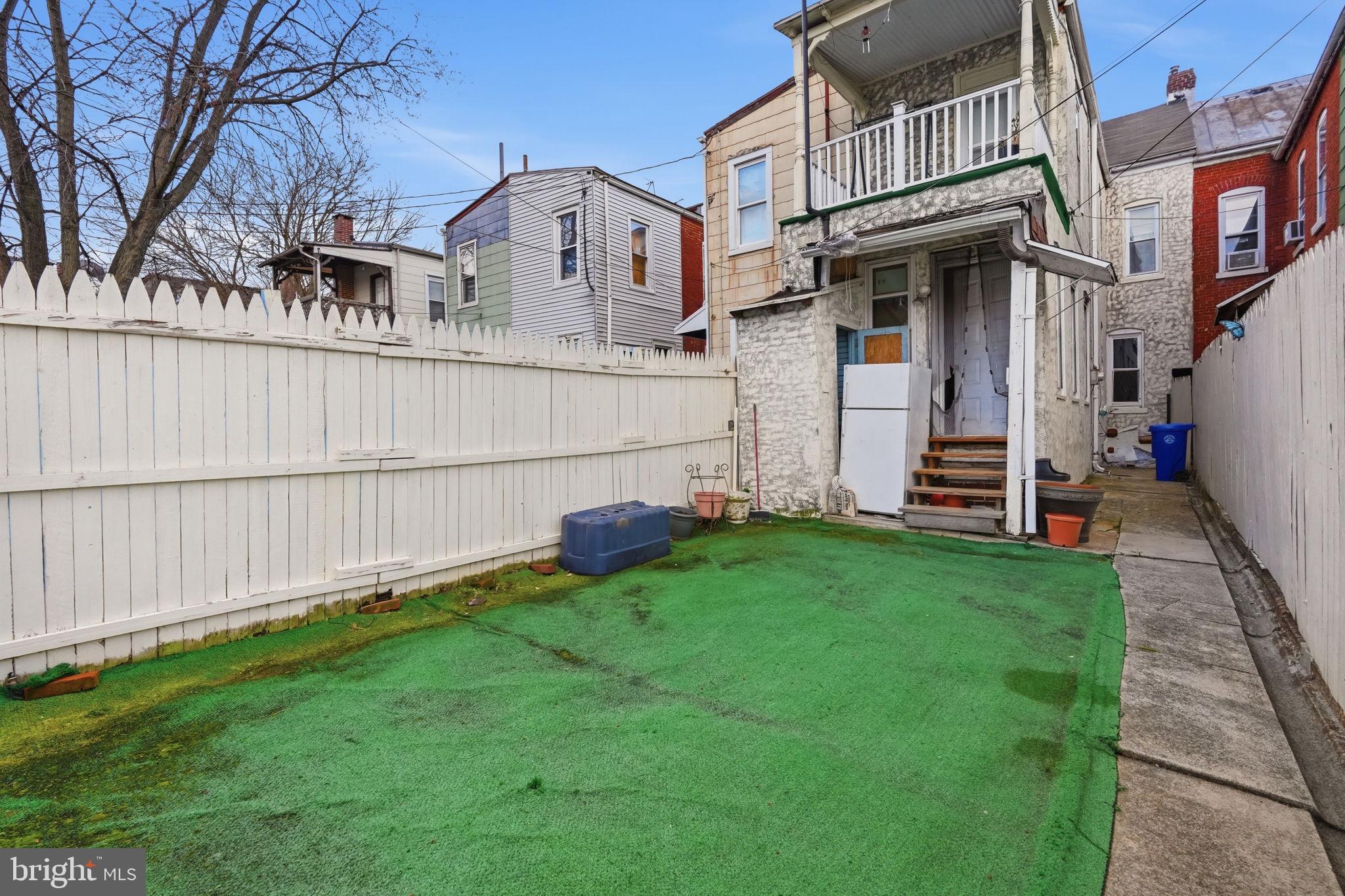 325 Pear Street Reading, PA 19601 - Photo 40 of 40
